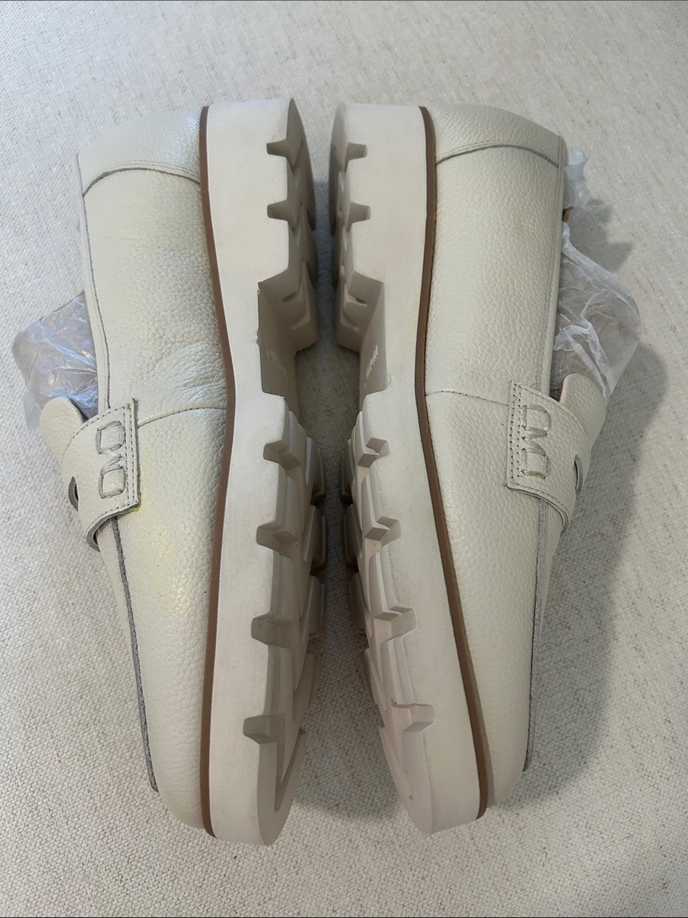 Vionic Women Cheryl II Lug Penny Loafer, Beige, size 11, NEW no tags - Picture 4 of 10